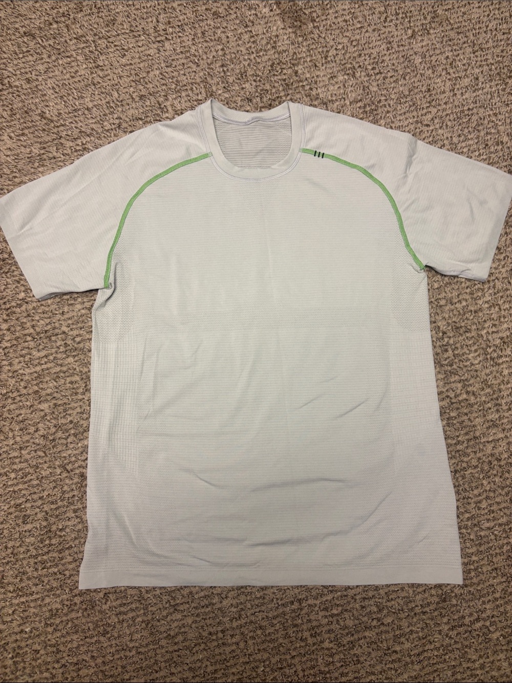 Lululemon Men's Metal Vent Tech Shirt